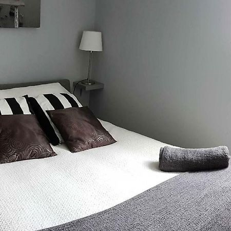Tres Bel Appartement Centre Vitre Buitenkant foto
