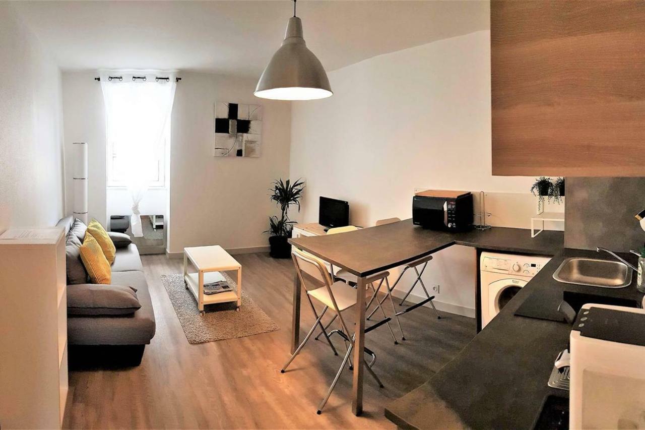 Tres Bel Appartement Centre Vitre Buitenkant foto